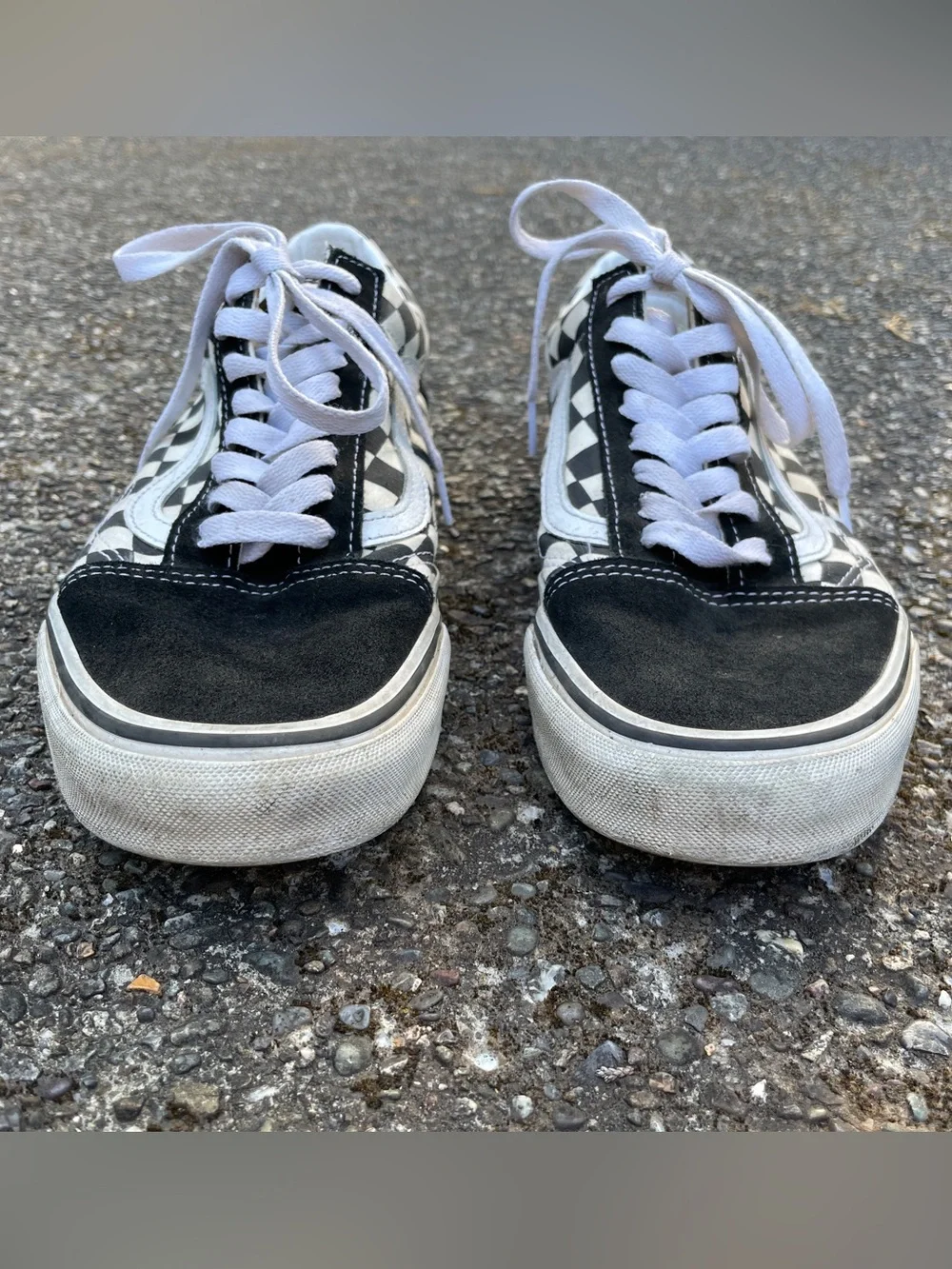 Vans Old Skool Checkerboard Shoes, Men’s Size 9.5/Women’s Size 11, Black & White